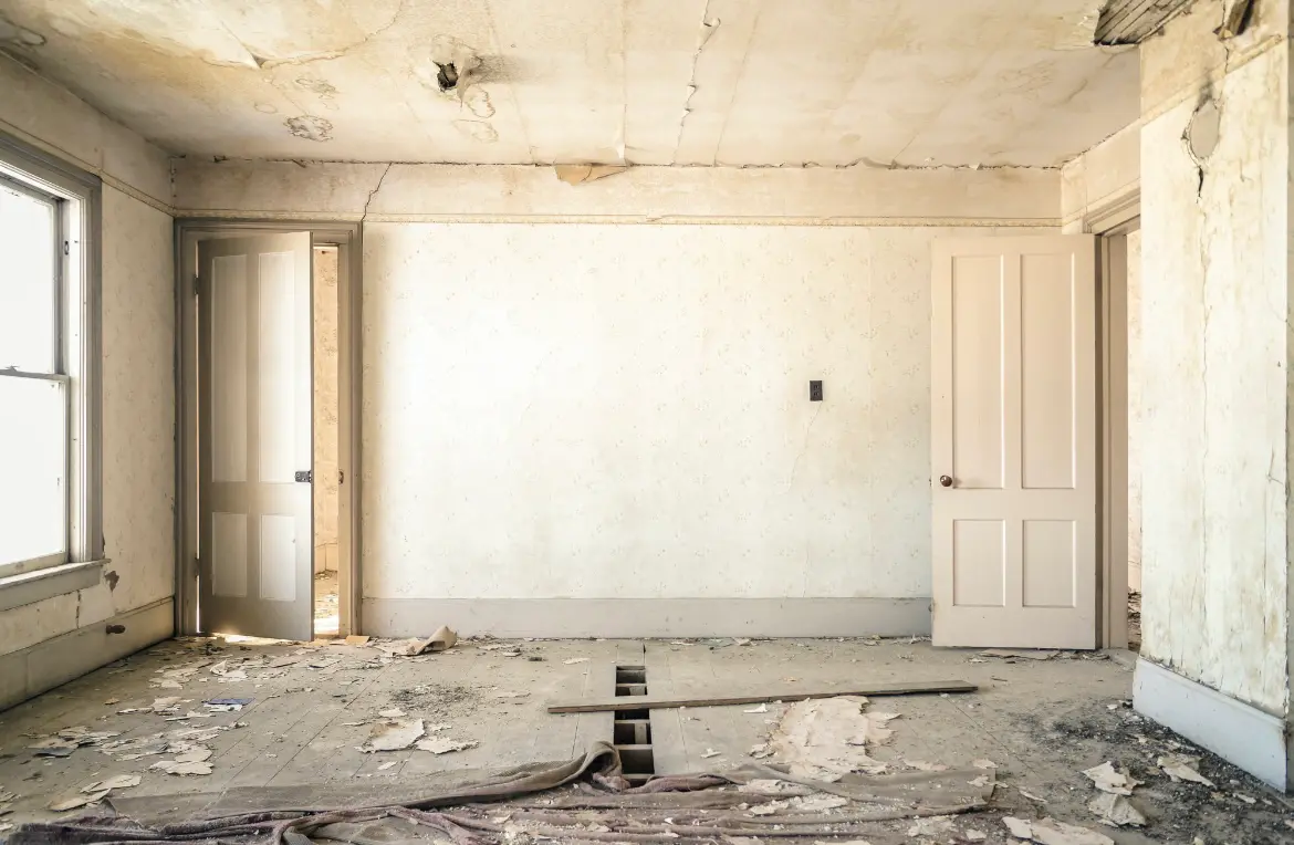 Waste disposal crew managing a cleanout project in Fawn